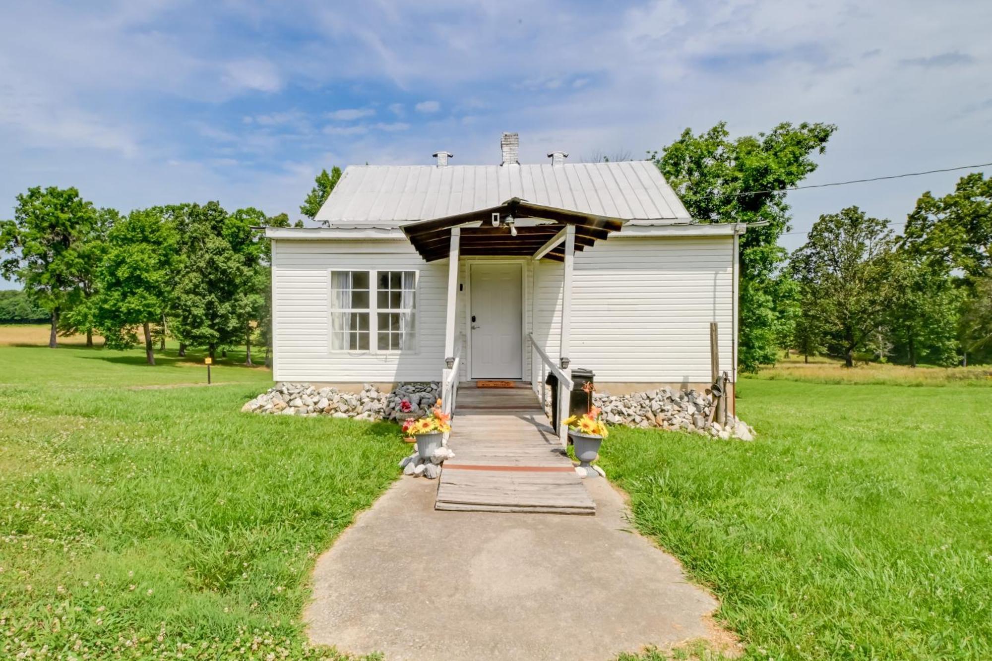 Serene Mcewen Cottage About 2 Mi To Golf Course! المظهر الخارجي الصورة